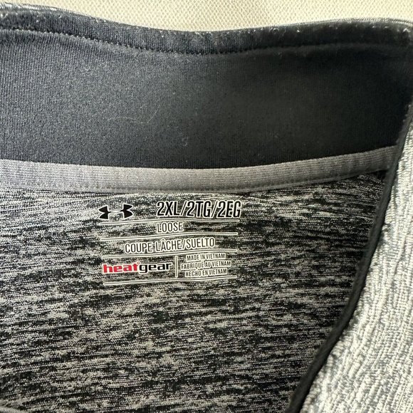 UNDER ARMOUR HEATGEAR ACTIVEWEAR LONG SLEEVE 1/4 ZIP GRAY SHIRT MENS SIZE 2XL - Picture 6 of 8